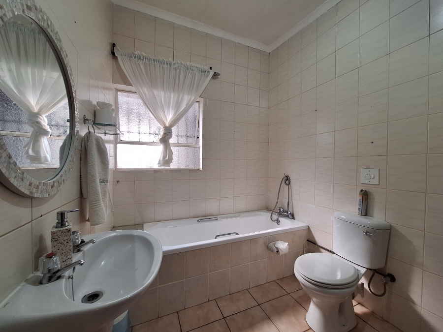 4 Bedroom Property for Sale in Vrede Free State